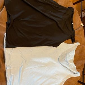 Two 3XL tank tops blue and black